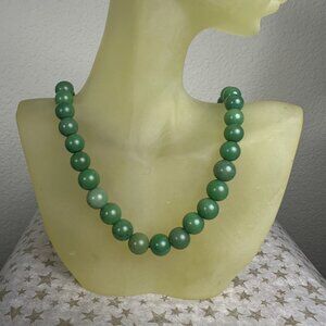 NEW Green Bead Necklace
